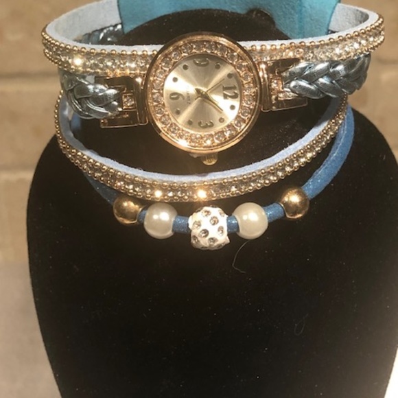 Boho wraparound NWT watch - Picture 2 of 5